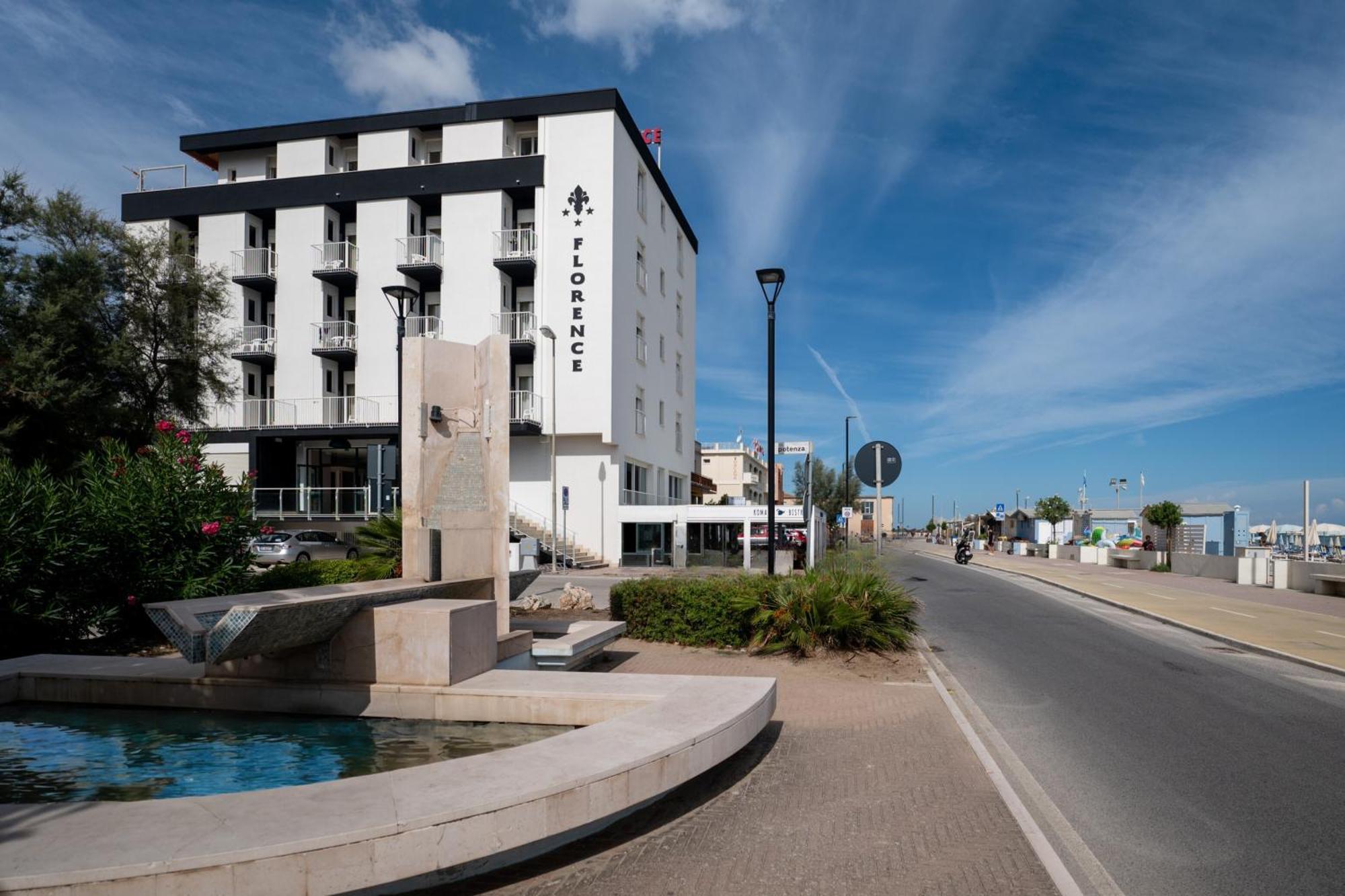 Hotel Florence Marotta Exterior foto